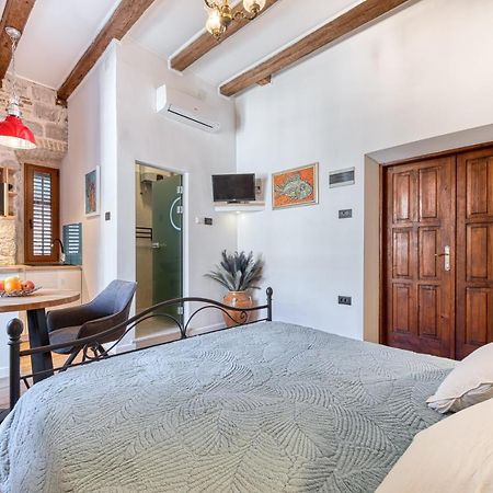 Apartment Laus ดูบรอฟนิก ภายนอก รูปภาพ